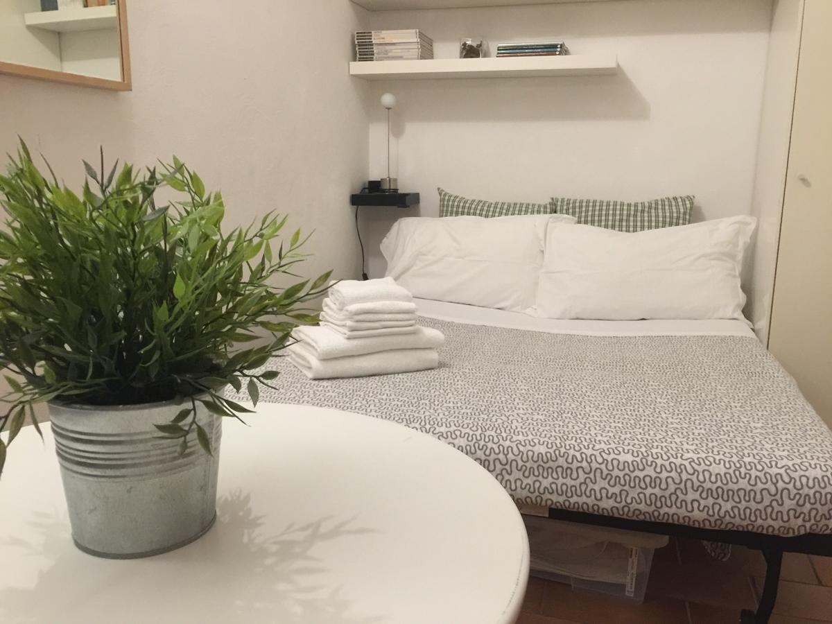 Small Navona Studio Рим Экстерьер фото
